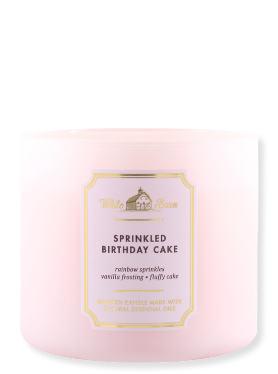 Laden Sie das Bild in den Galerie-Viewer, 3-Docht Kerze - Sprinkled Happy Birthday Cake  -  411g
